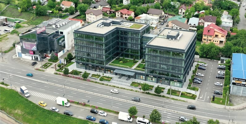Strategic Commercial & Office Asset, Iași — visual 1